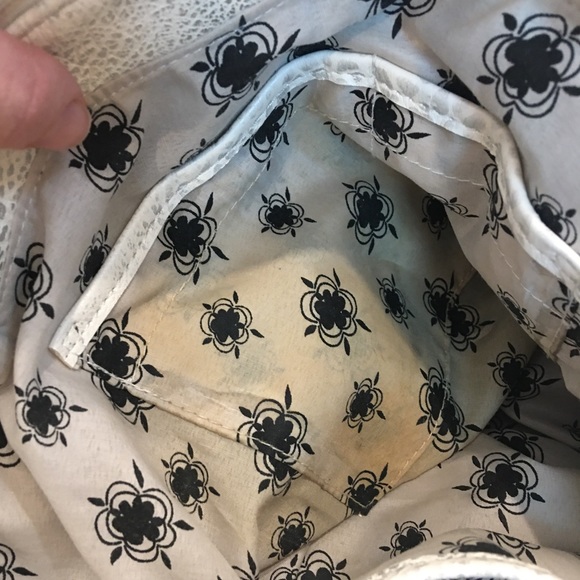 Hilary Radley Large Shoulder Bag - Picture 6 of 12